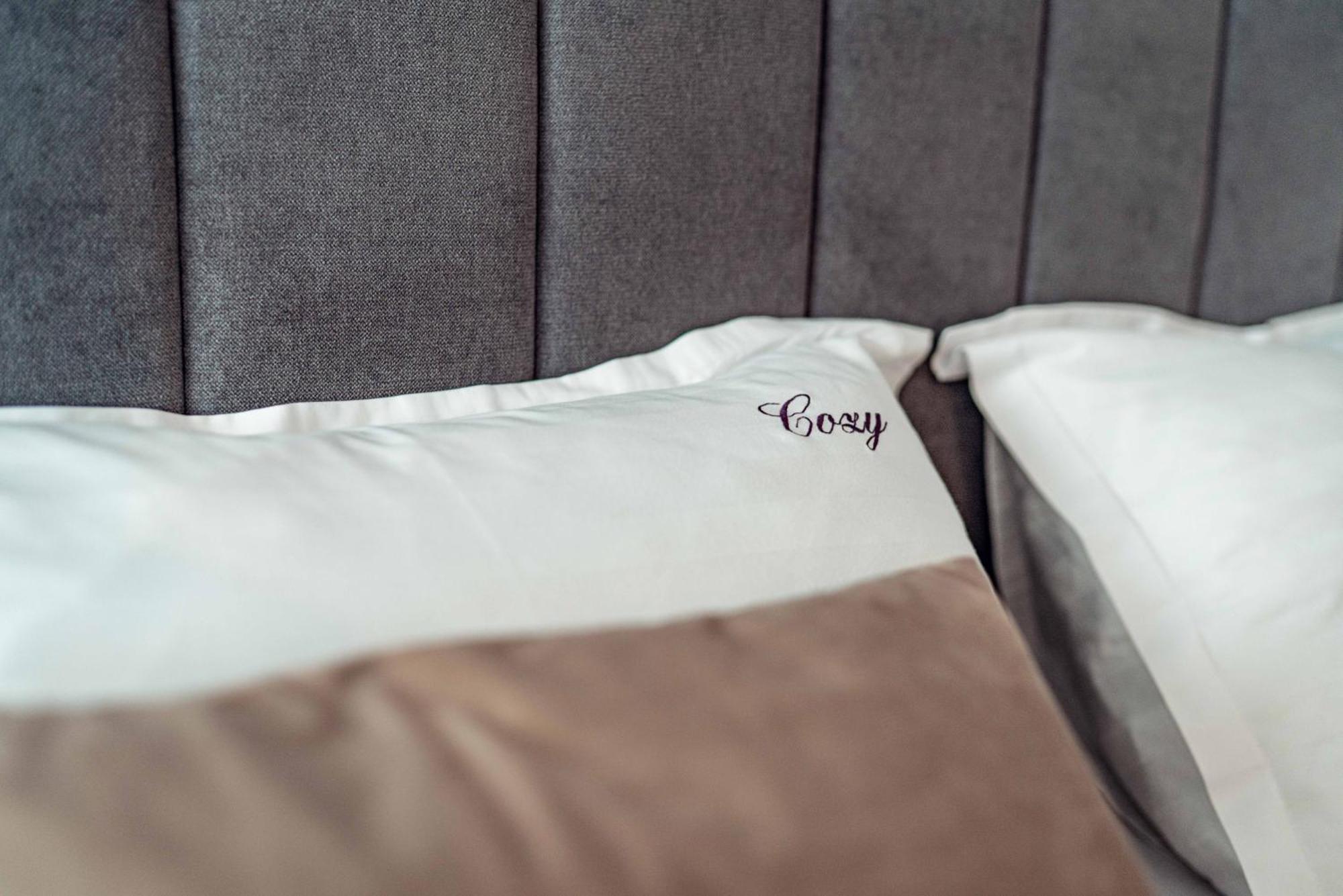 Cozy Apartments At Q Residence - Palas Mall ヤシ エクステリア 写真