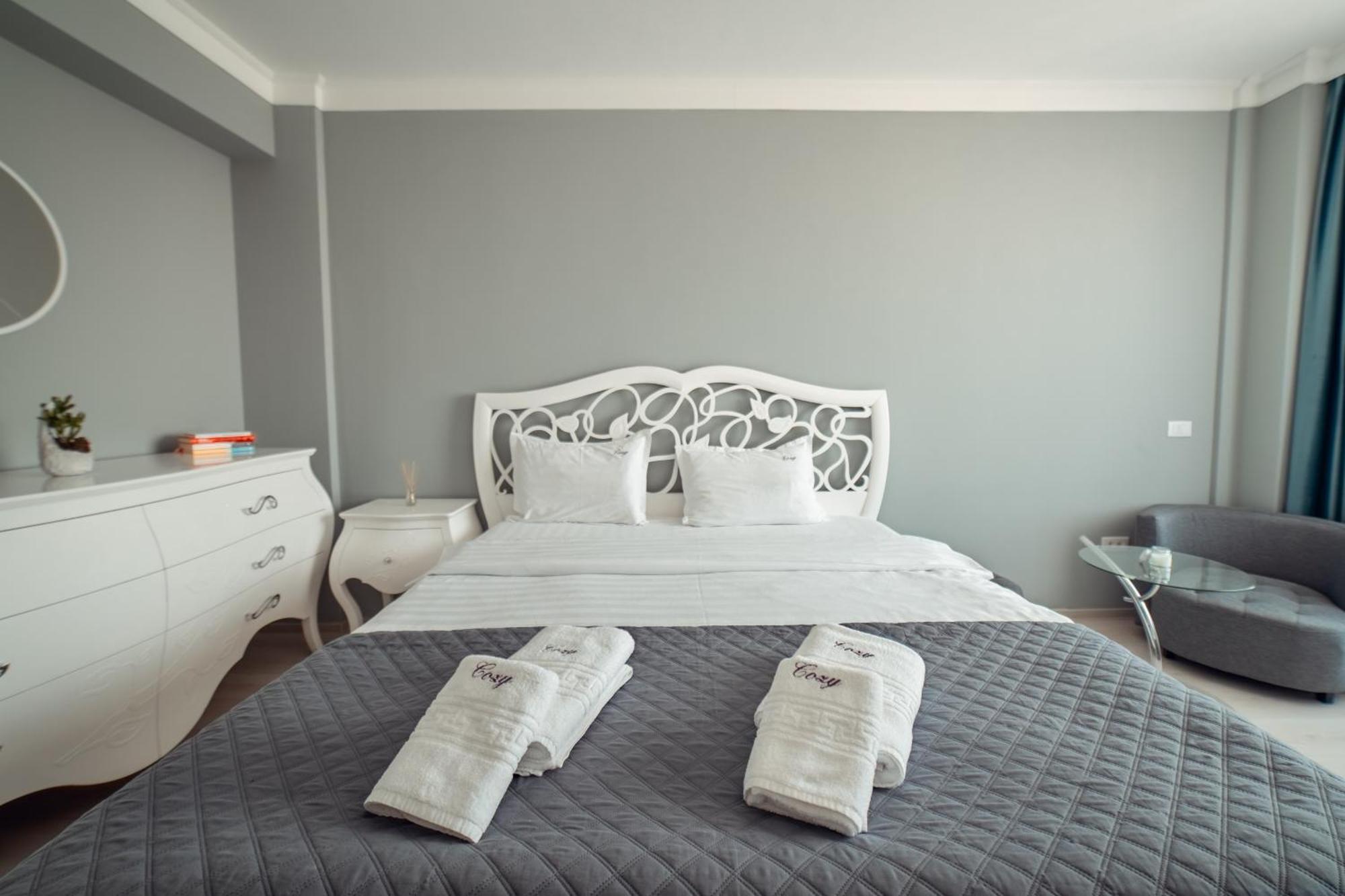 Cozy Apartments At Q Residence - Palas Mall ヤシ エクステリア 写真